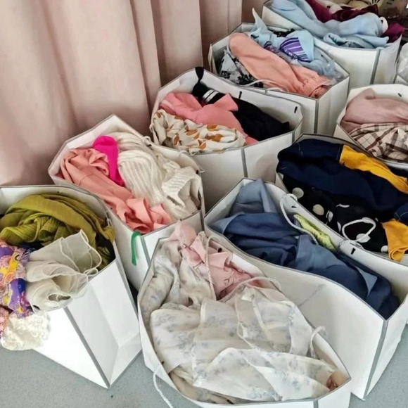 🎀MYSTERY BAG🎀 - Picture 4 of 6